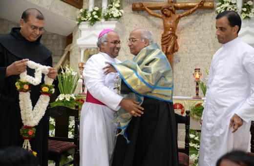 Bishop Francis Serrao ordains 9 deacons